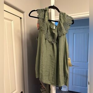 Olive green plus size tank top.